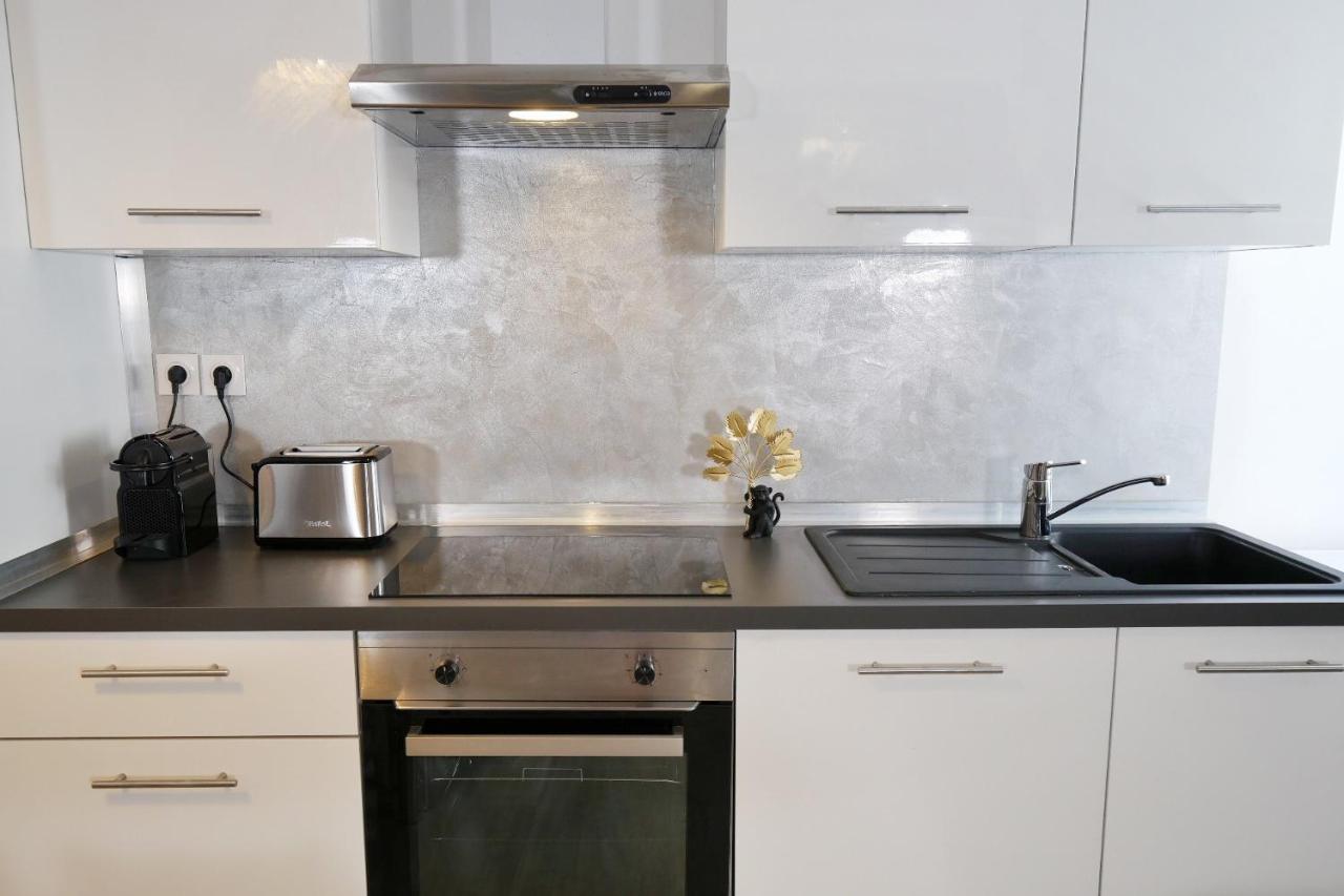 Appartements Premium En Hyper Centre Ville Brignoles Ngoại thất bức ảnh